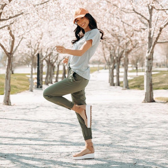 Albion Fit Jetsetter Jogger Pants Sages 